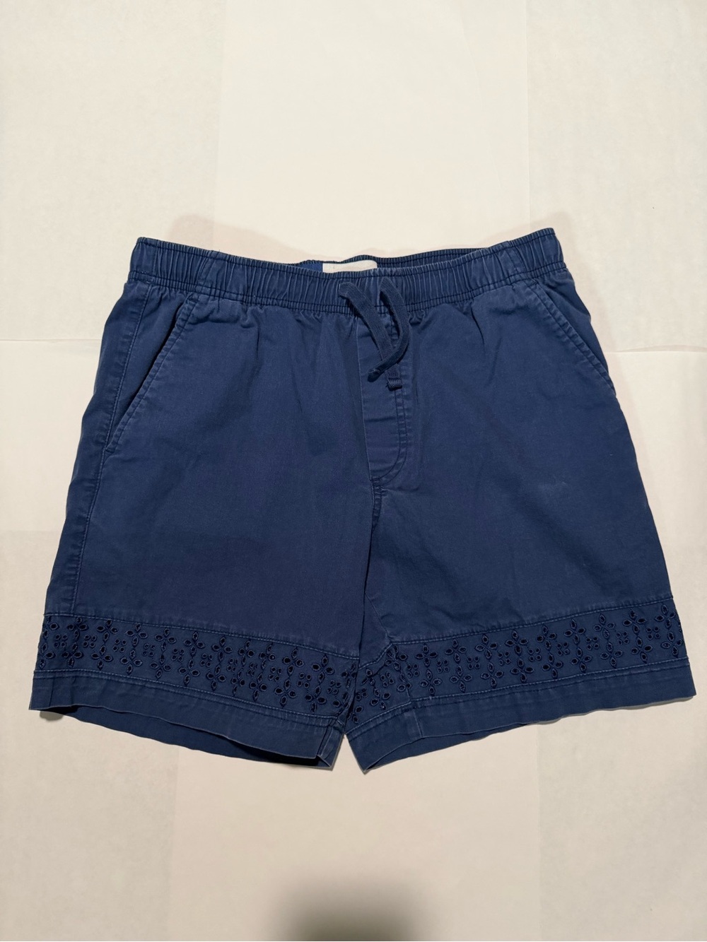 Old Navy Navy Blue Men's Flat Front Shorts with Eyelet Trim